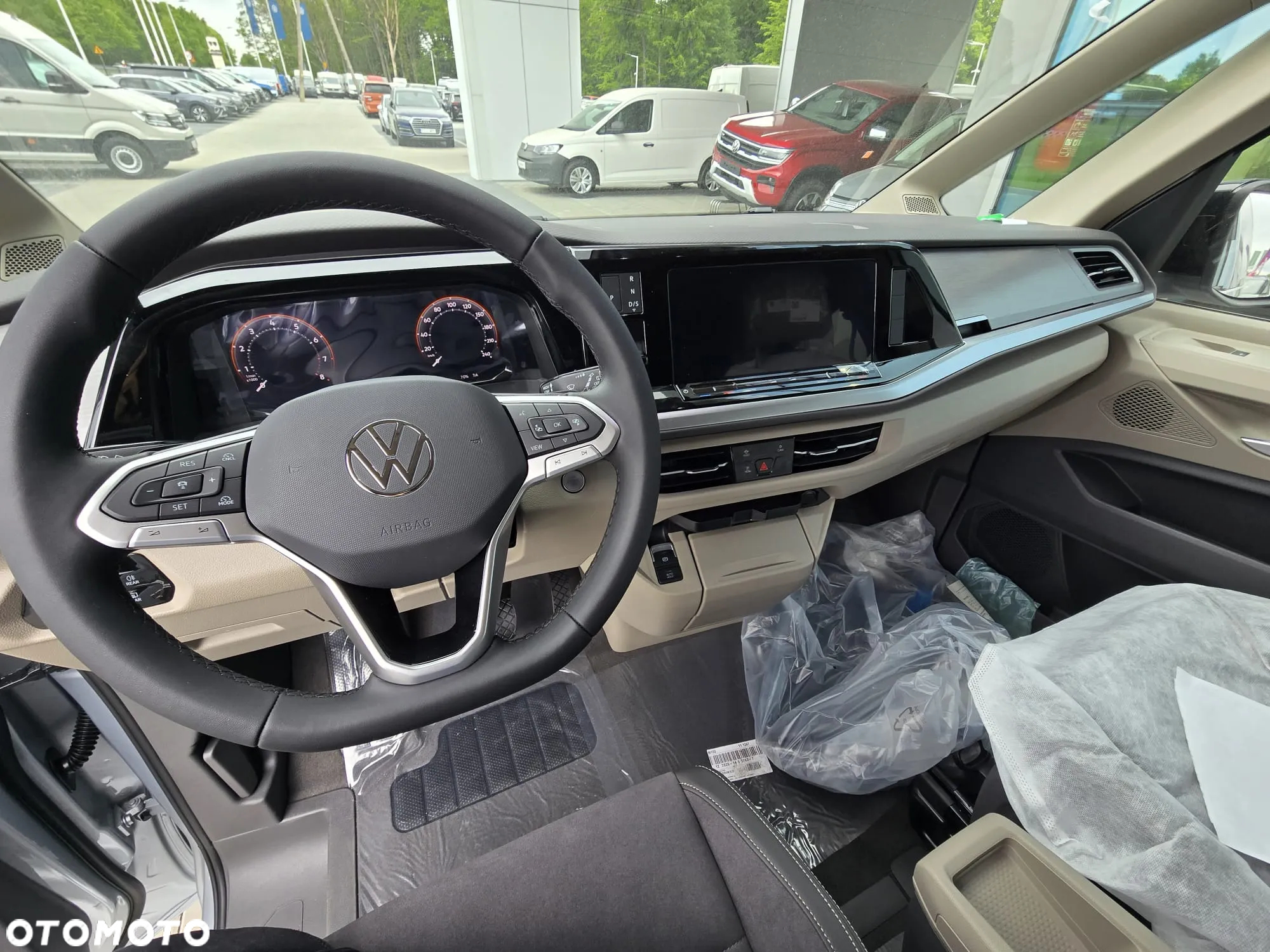Volkswagen Multivan 2.0 TSI L1 Edition DSG - 8