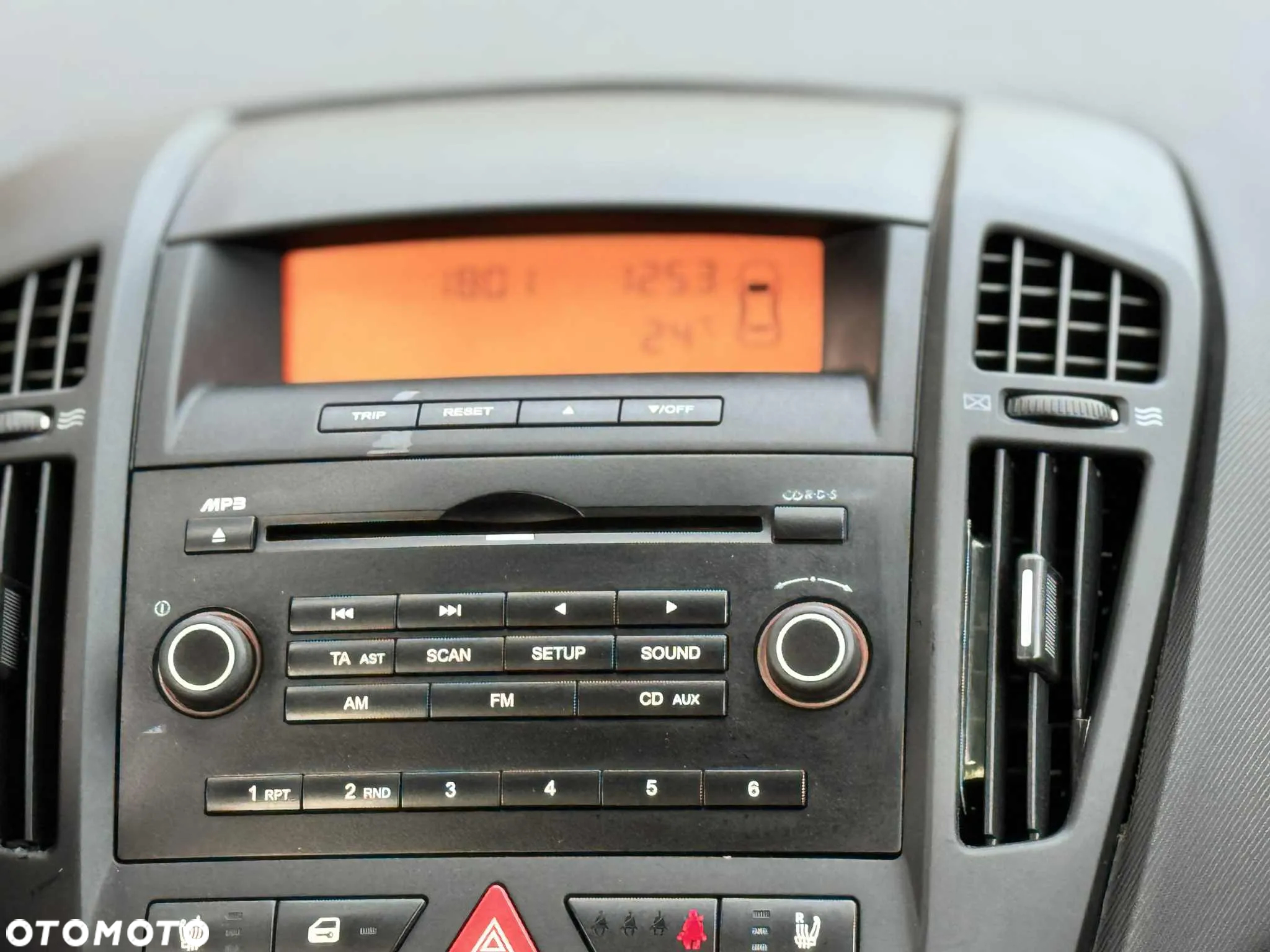 Kia Ceed Cee'd 1.6 Crdi Comfort - 19
