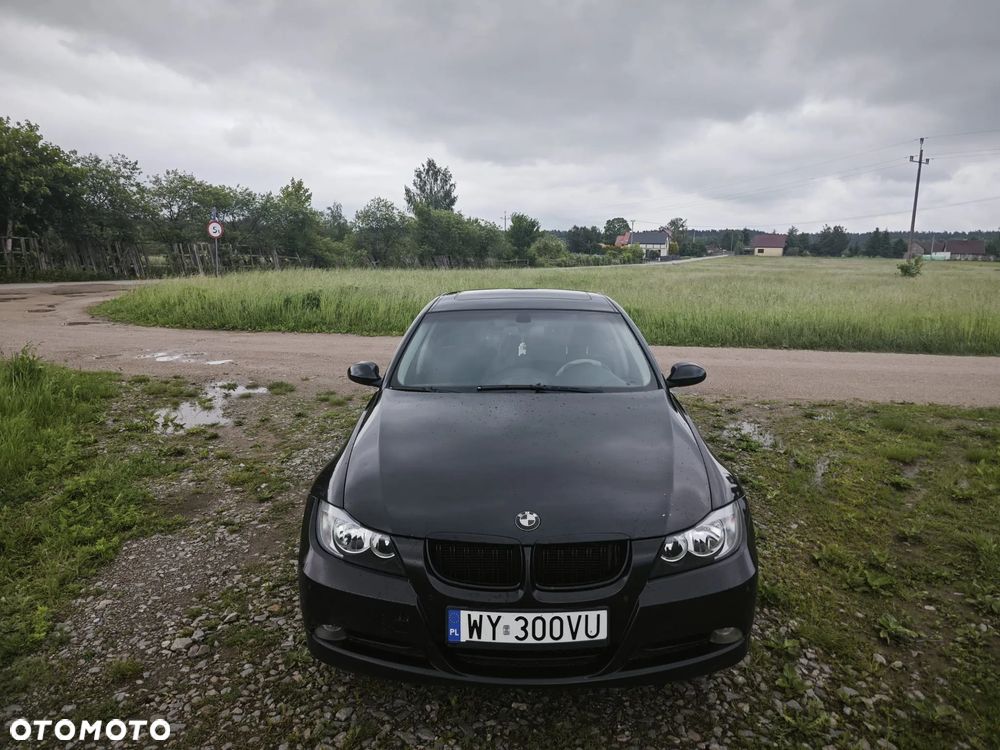 BMW Seria 3 318i - 5