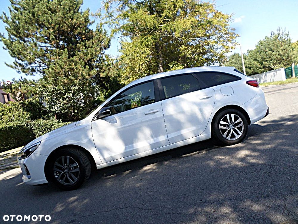 Hyundai i30 blue Kombi 1.4 Style - 5