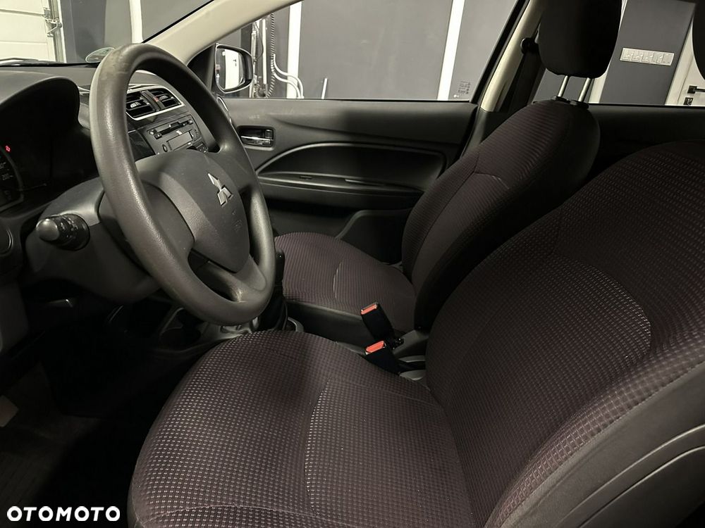 Mitsubishi Space Star - 7