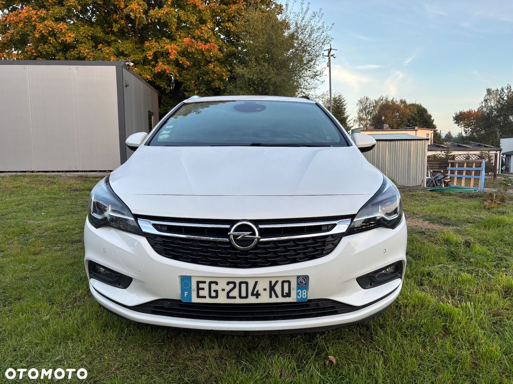 Opel Astra 1.6 BiTrb D (CDTI) Start/Stop Sports Tourer Business - 2