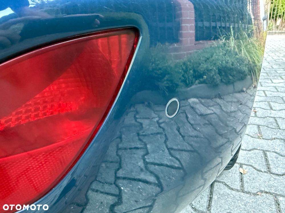 Hyundai i30 i30cw 1.6 Fifa World Cup Edition - 17