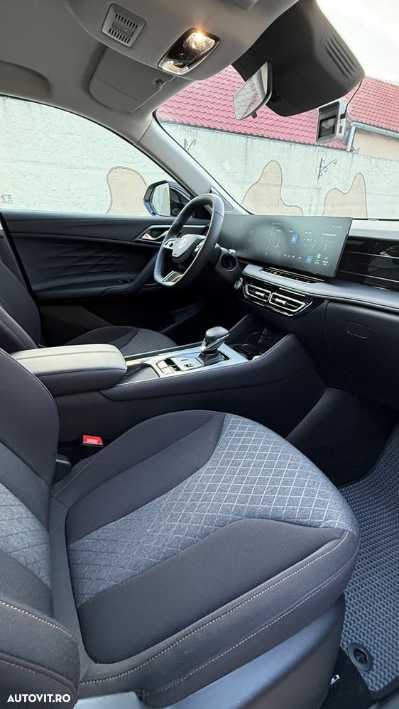 MG HS 1.5 T-GDi 7DCT Excite - 6