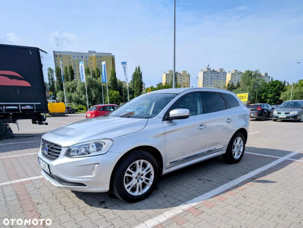Volvo XC 60 T5 Drive-E Ocean Race - 4