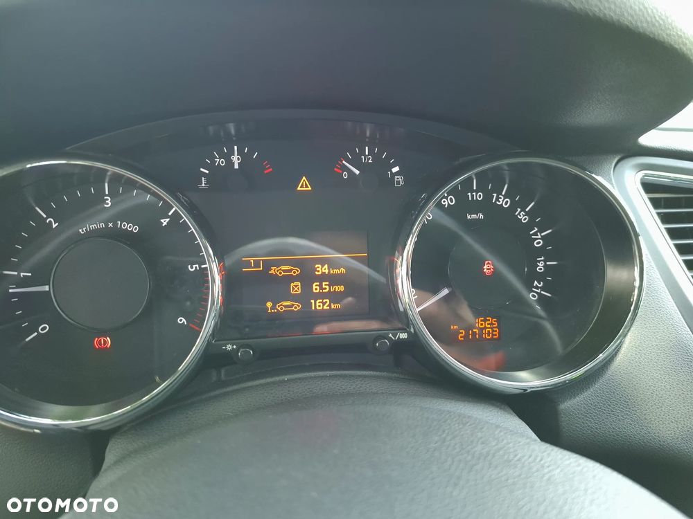 Peugeot 5008 1.6 HDi Premium - 16