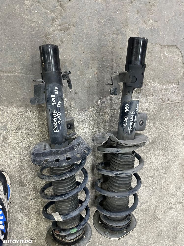 Amortizoare cu arc fata range rover Evoque 2.0 diesel 2018 - 2