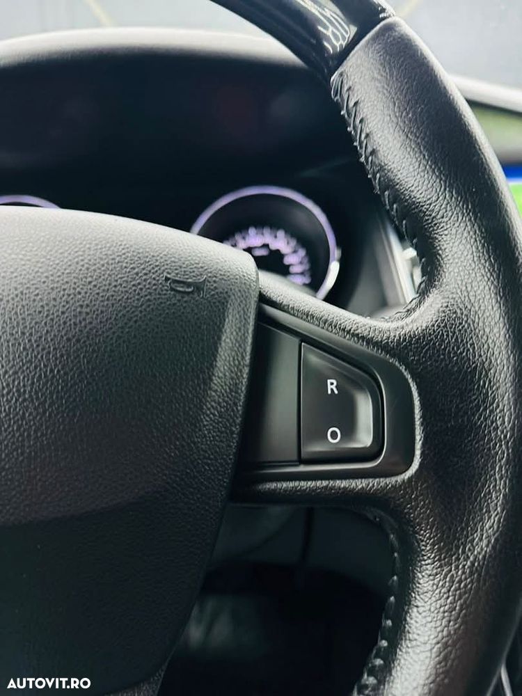 Renault Latitude 2.0 dCi Initiale - 13