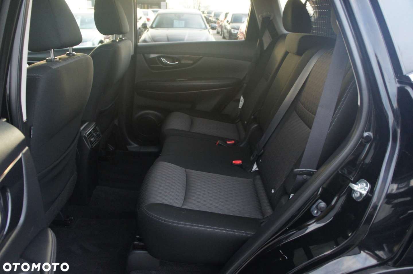 Nissan X-Trail - 18