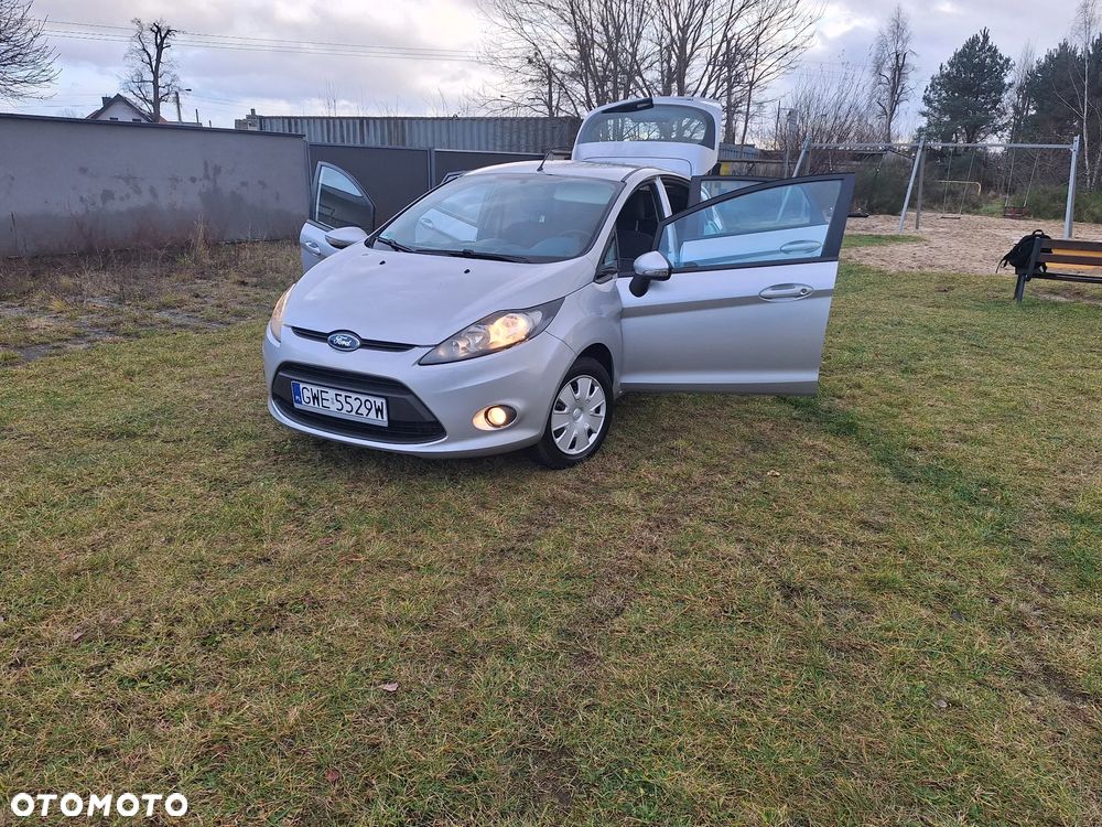 Ford Fiesta 1.25 Celebration - 2