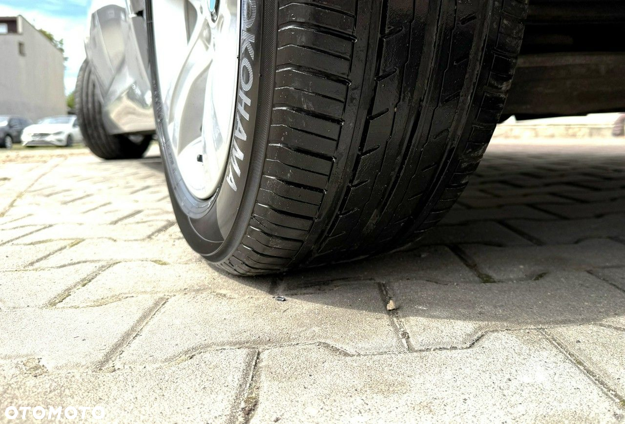 BMW Seria 3 318d Touring Modern Line - 13