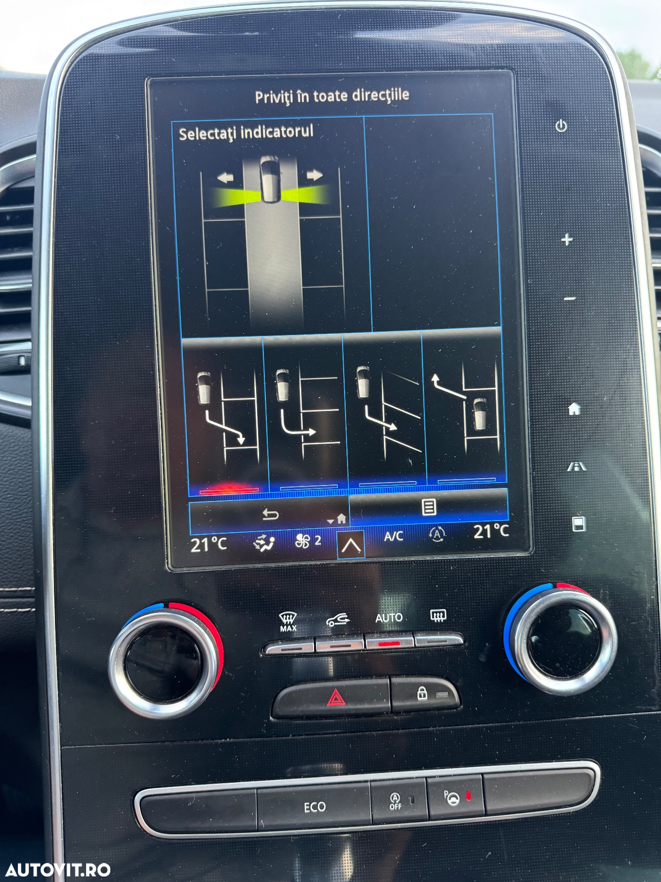 Renault Scenic BLUE dCi 150 EDC BOSE EDITION - 31