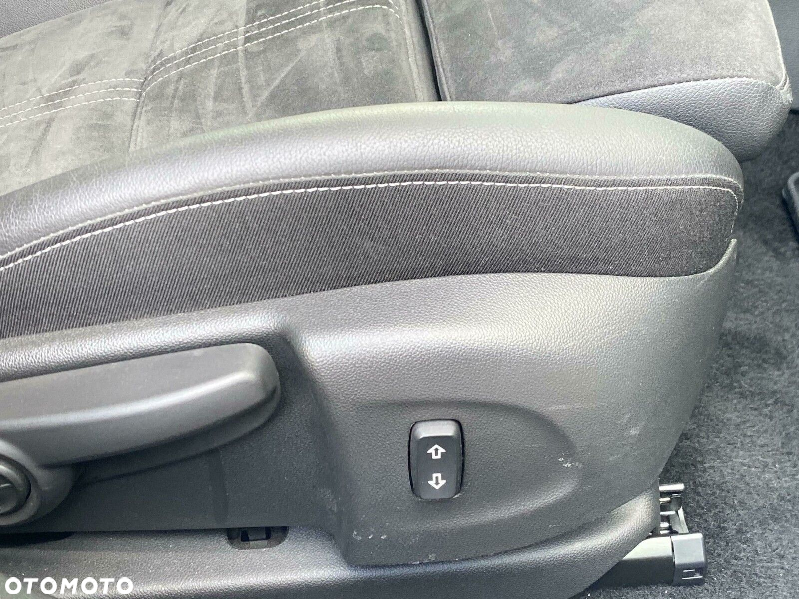 Opel Astra - 35
