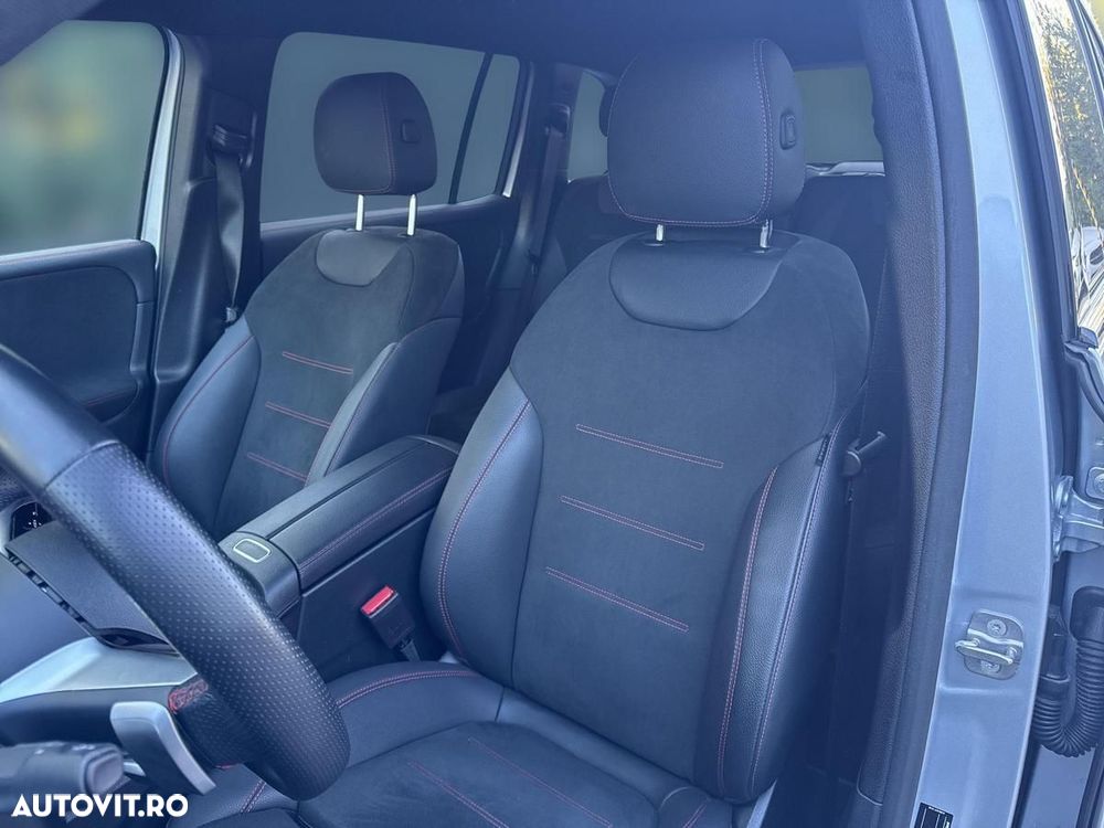 Mercedes-Benz GLB - 15