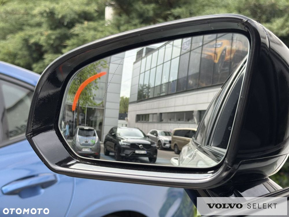 Volvo V60 Cross Country - 30