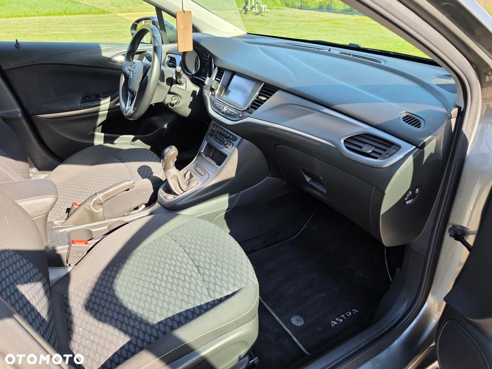 Opel Astra 1.5 CDTI Edition S&S - 24
