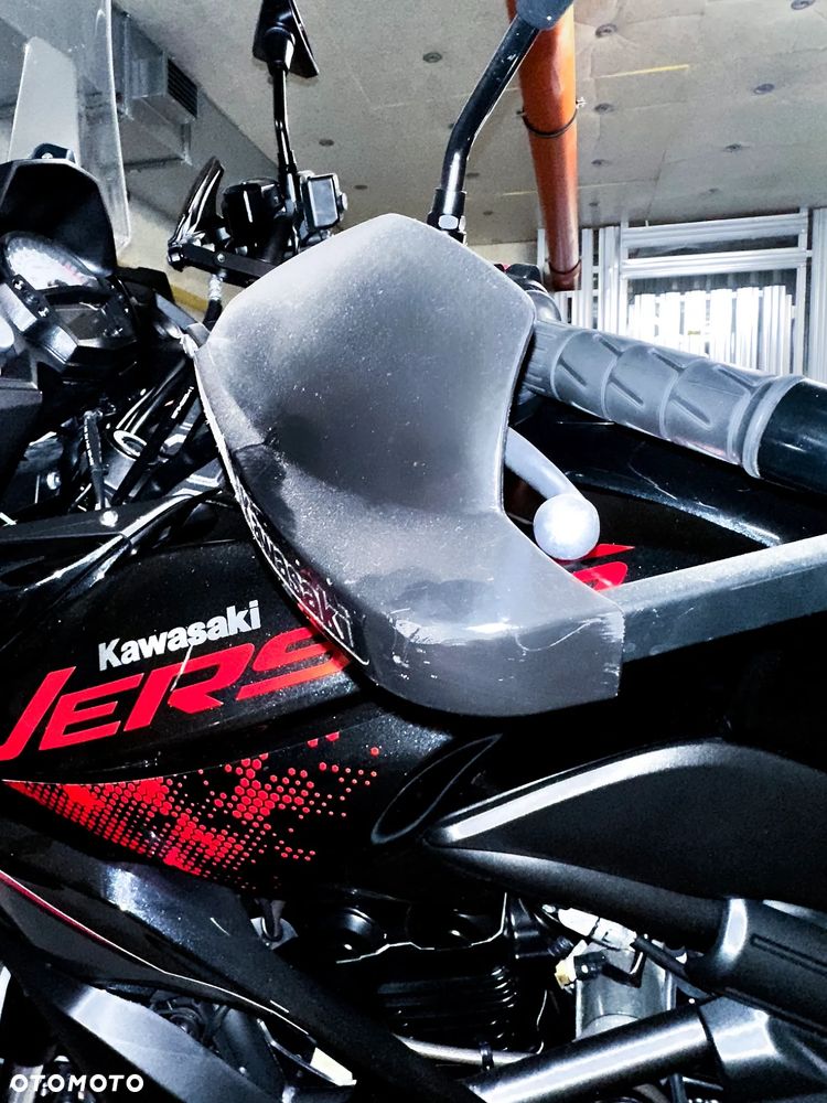 Kawasaki Versys 650 - 12