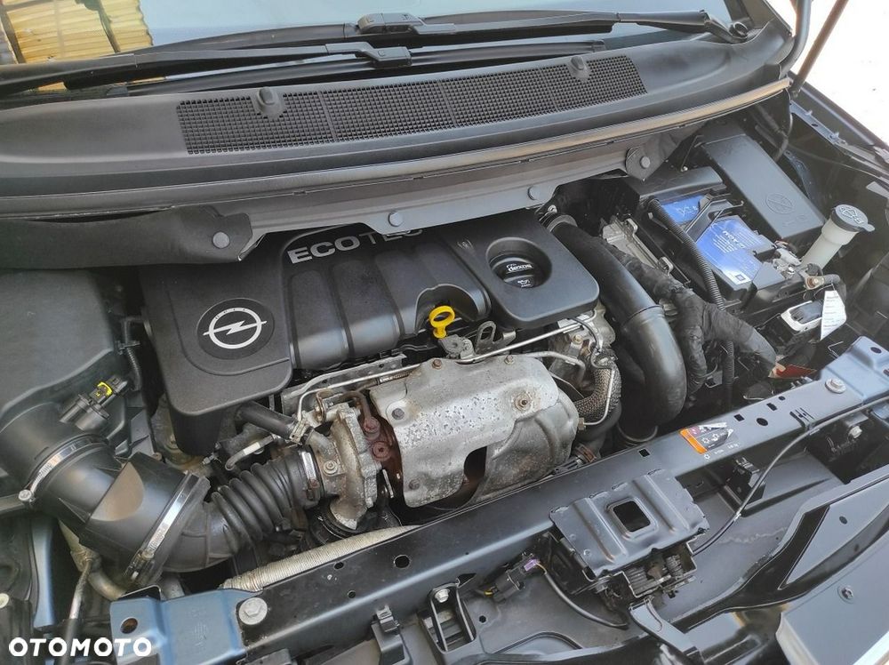 Opel Zafira - 19