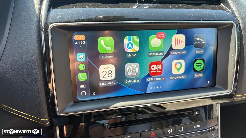 Jaguar XE 30t AWD R-Sport - 16