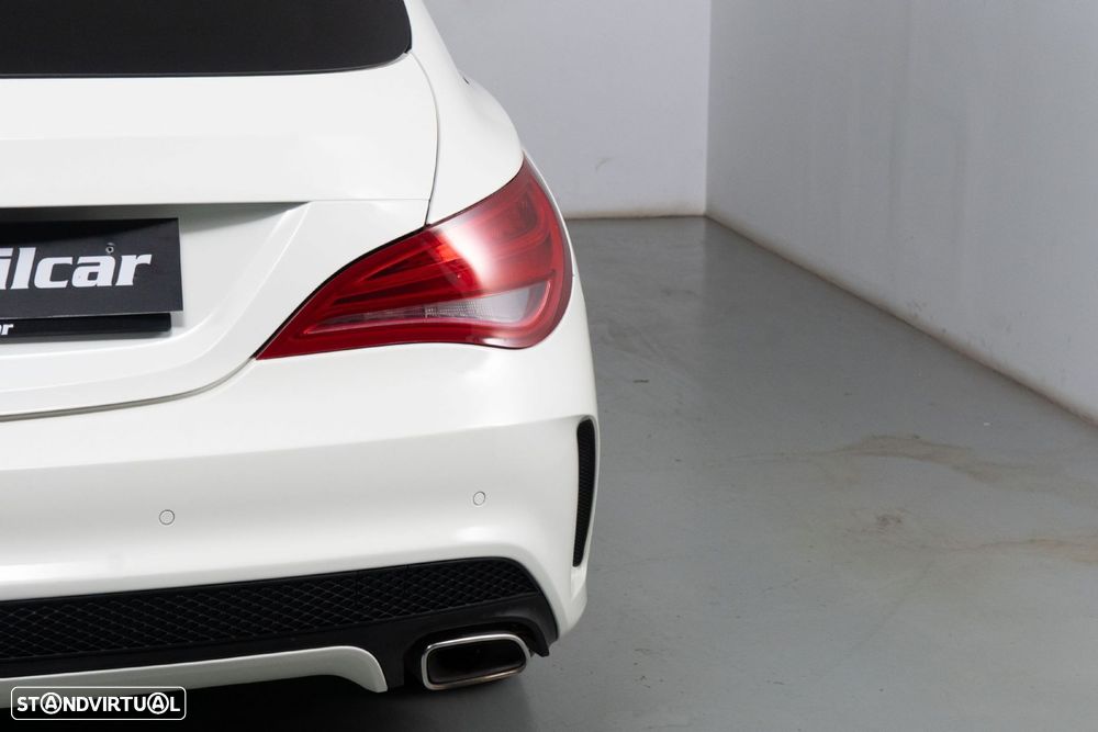 Mercedes-Benz CLA 180 d Shooting Brake AMG Line Aut. - 16