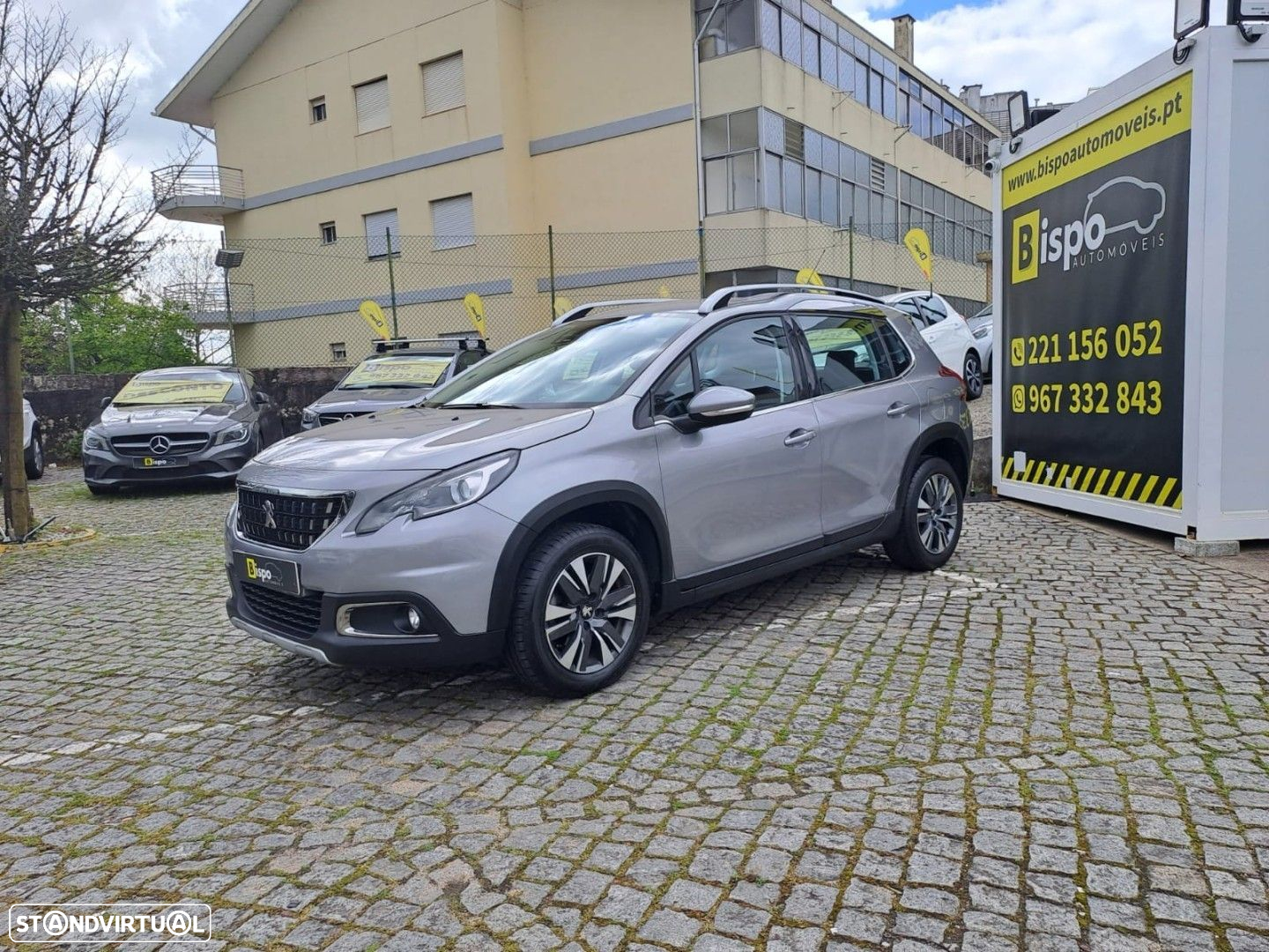 Peugeot 2008 1.2 PureTech Allure EAT6 - 4