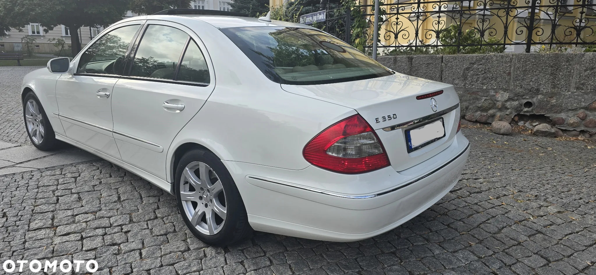 Mercedes-Benz Klasa E 350 4Matic 7G-TRONIC Avantgarde - 7