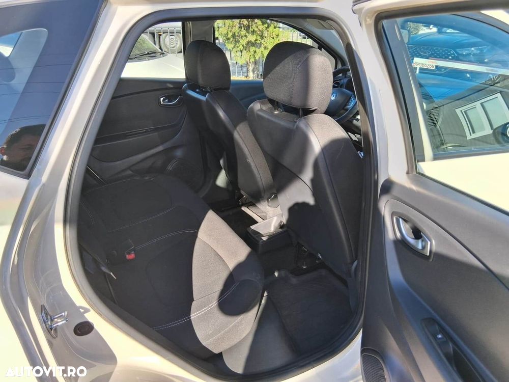 Renault Captur TCe Life Evo - 8