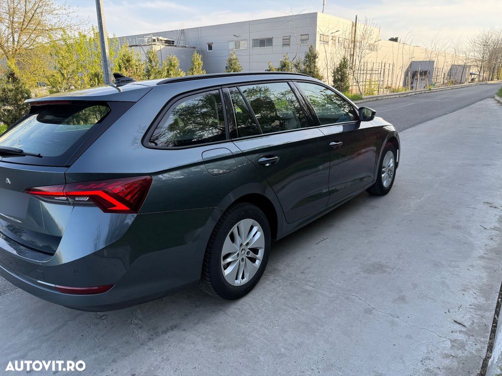 Skoda Octavia 2.0 TDI DSG Ambition - 8