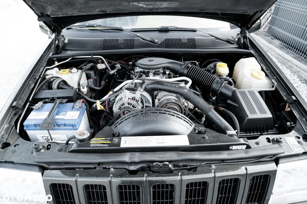 Jeep Grand Cherokee - 40