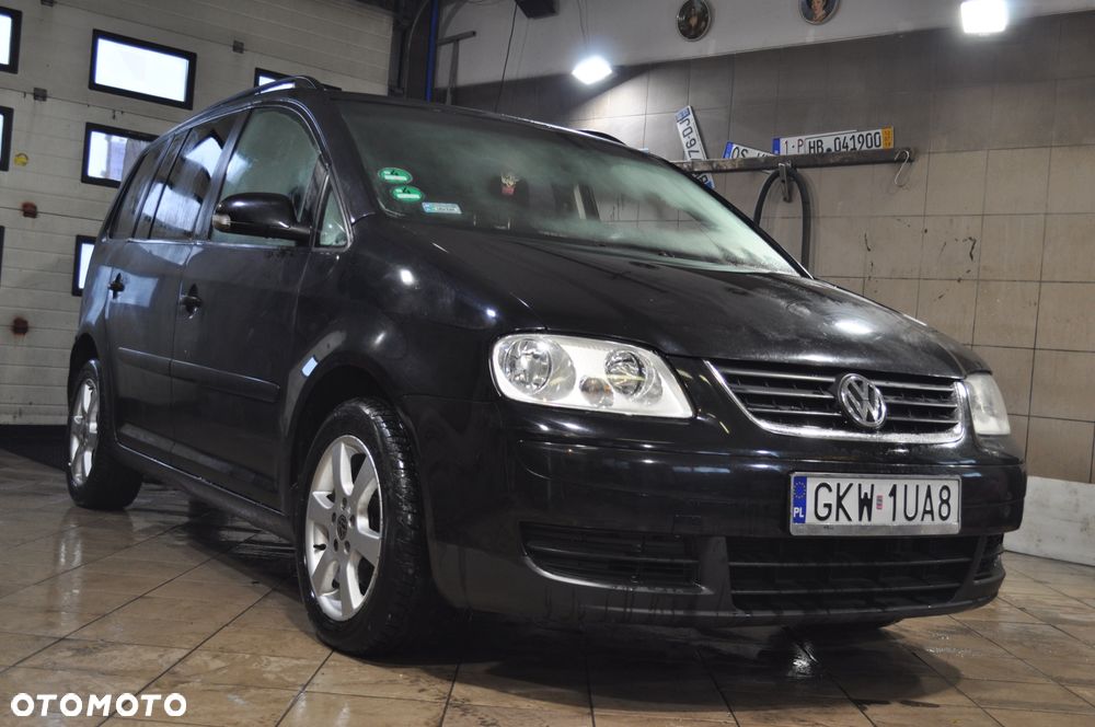 Volkswagen Touran 1.9 TDI Highline - 2