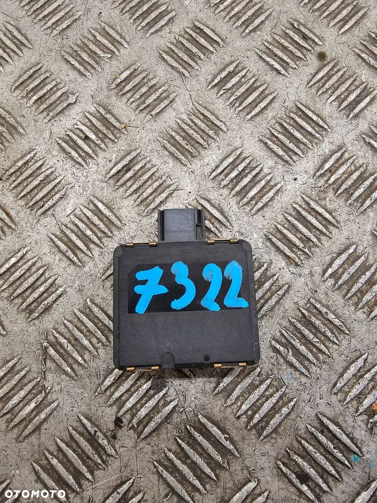 mercedes sprinter 907 910 radar sensor distronic a9079006004 - 1