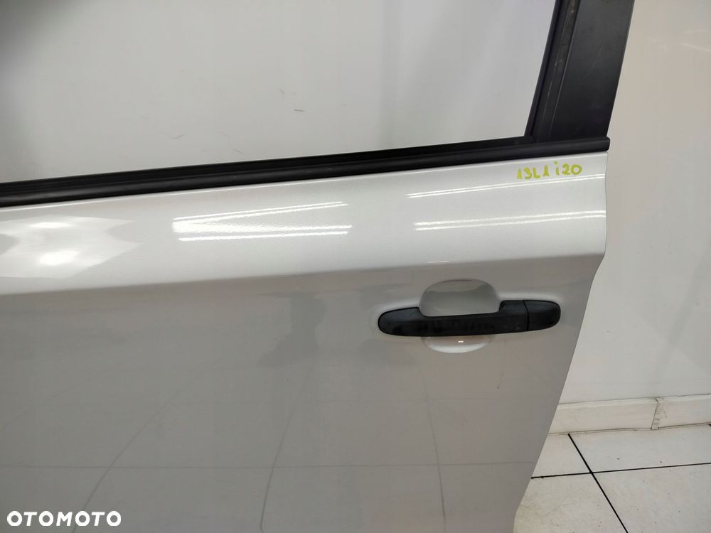 hyundai i20 i 08r- drzwi lewe przednie lewy przód rys - 3