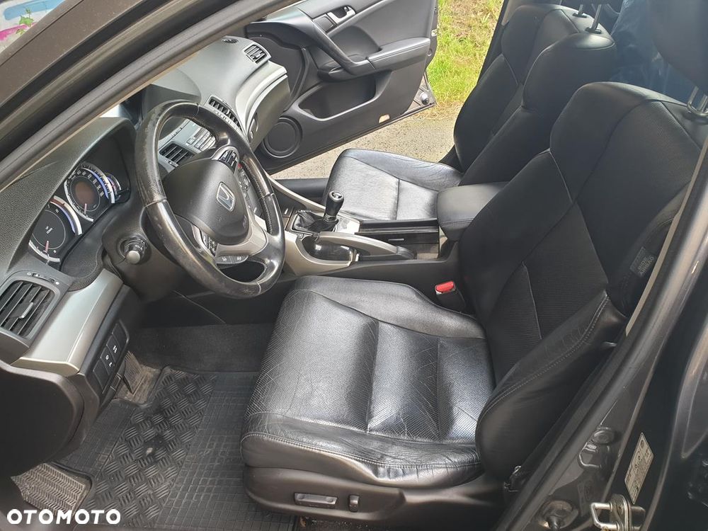 Honda Accord 2.0 Executive - 10