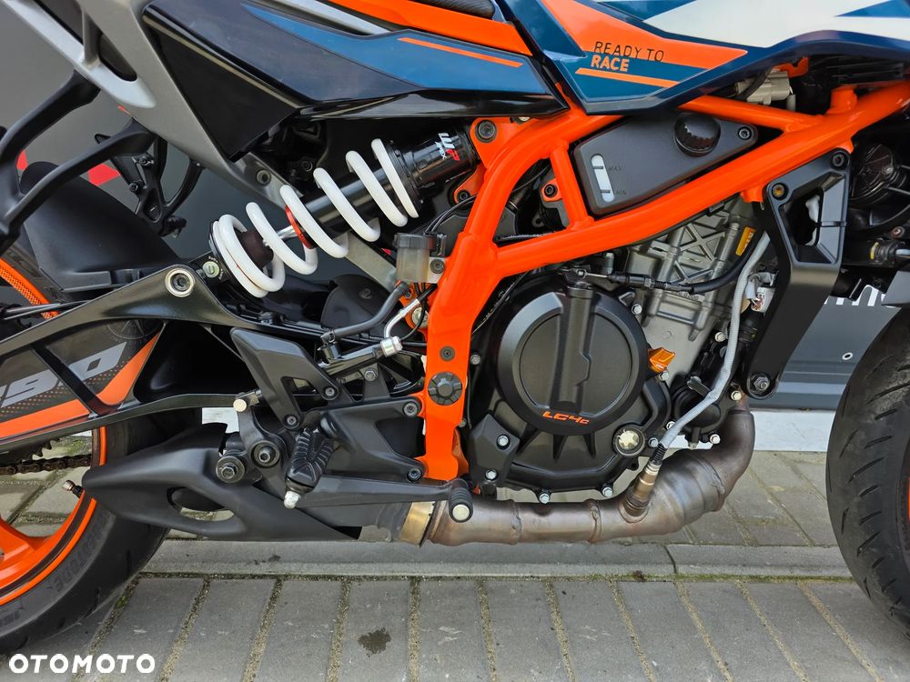 KTM Duke 390 - 23