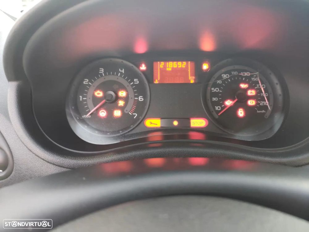 Renault Clio 1.2 16V Dynamique - 12
