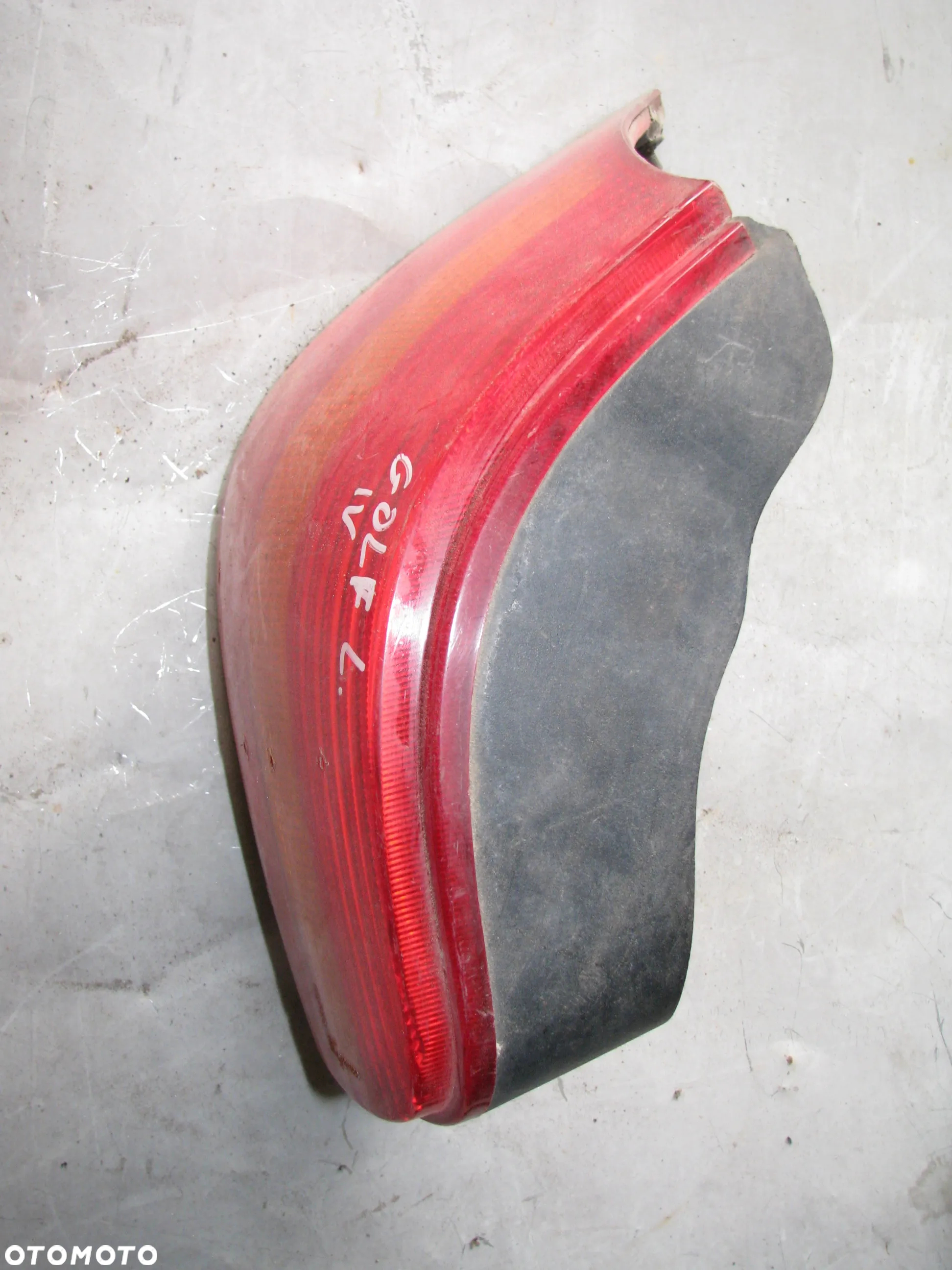 LAMPA TYLNA LEWA VOLKSWAGEN GOLF IV - 7