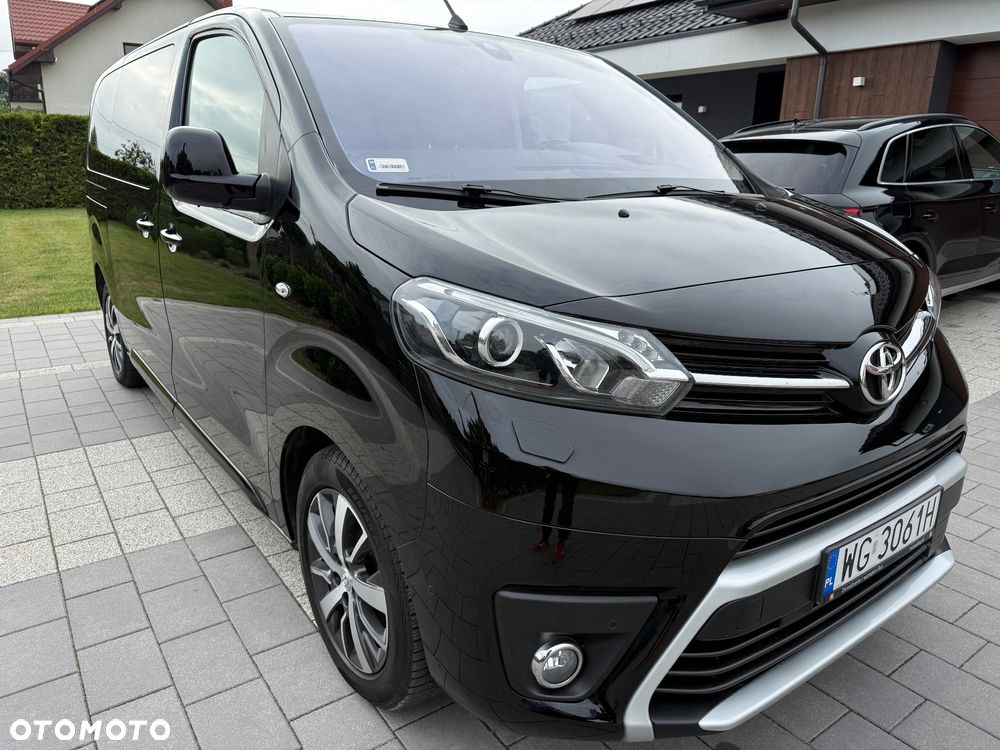 Toyota ProAce Kombi D-4D Medium 2,8t - 3