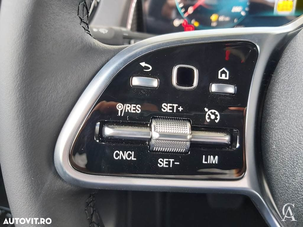 Mercedes-Benz GLB 200 4MATIC Aut. - 10