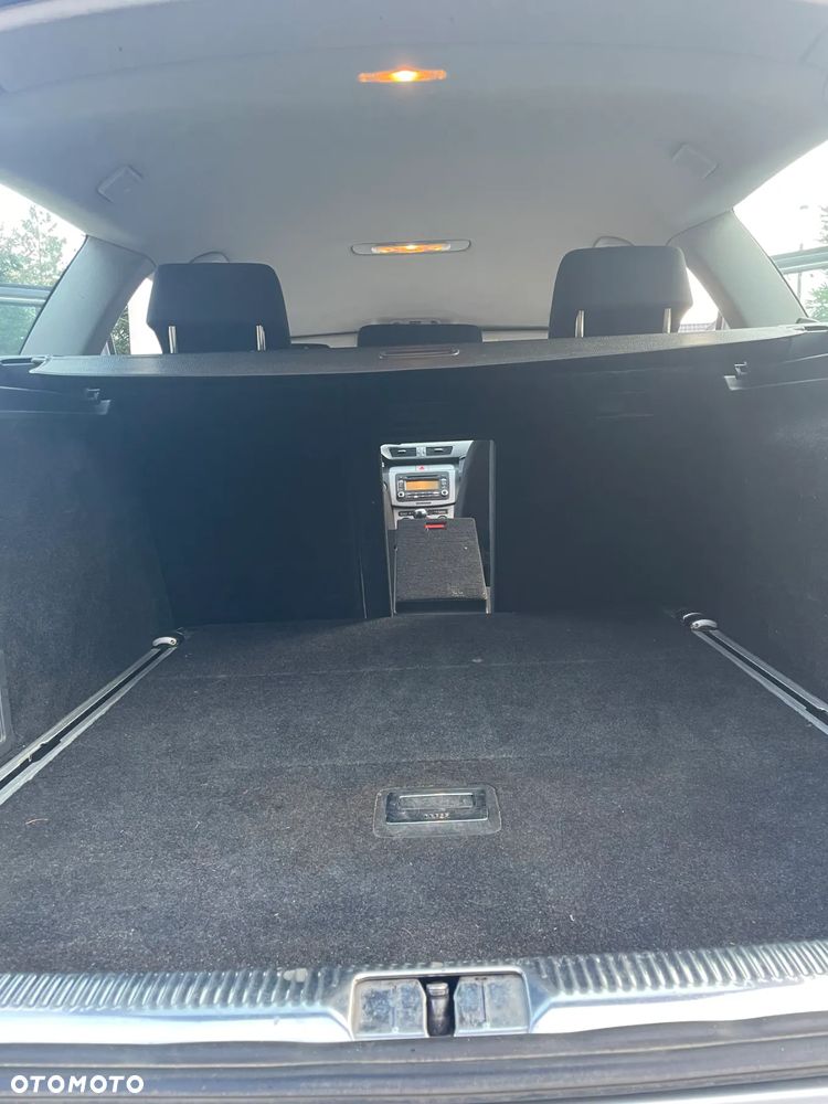 Volkswagen Passat 2.0 TDI Comfortline - 21