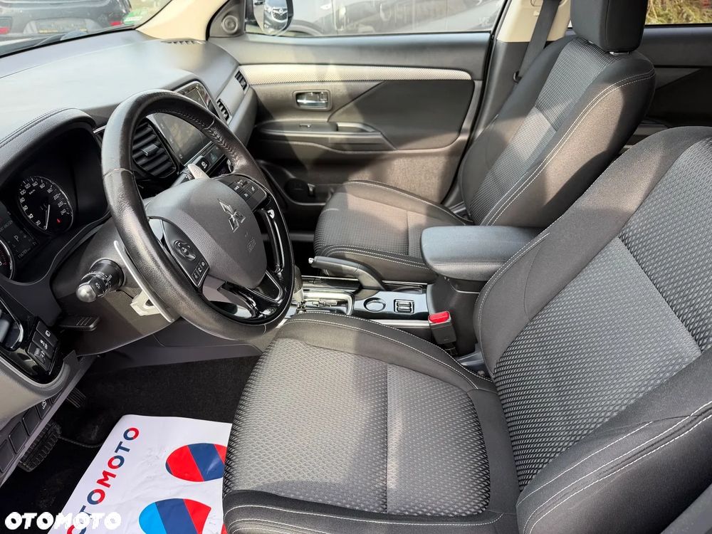Mitsubishi Outlander 2.0 2WD CVT Active - 14