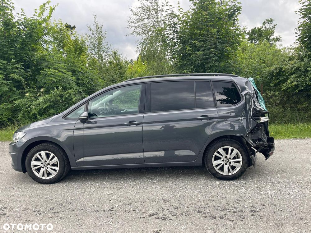 Volkswagen Touran - 7