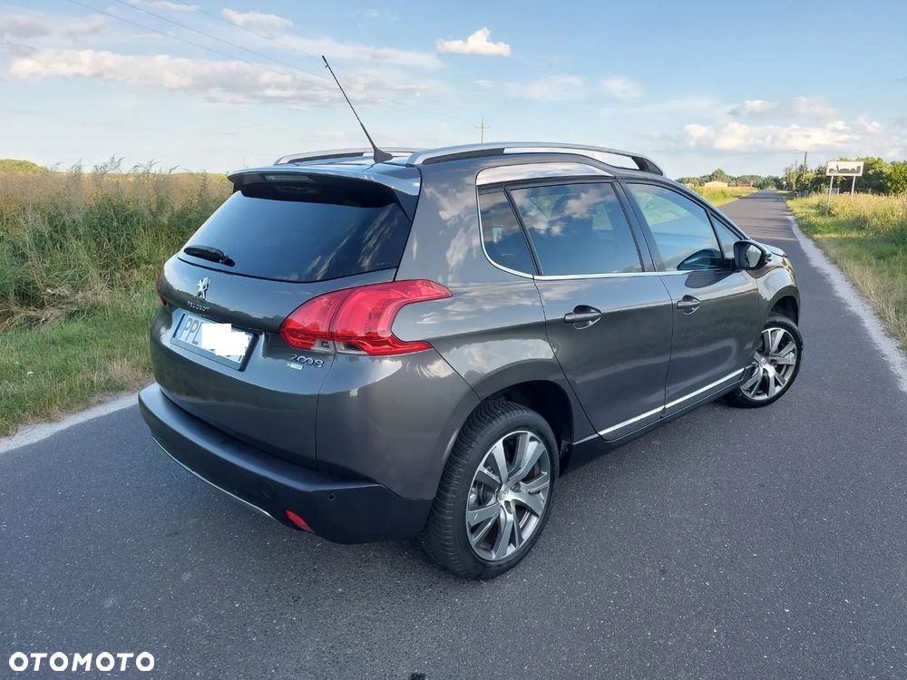 Peugeot 2008 PureTech 110 Stop&Start Allure - 36