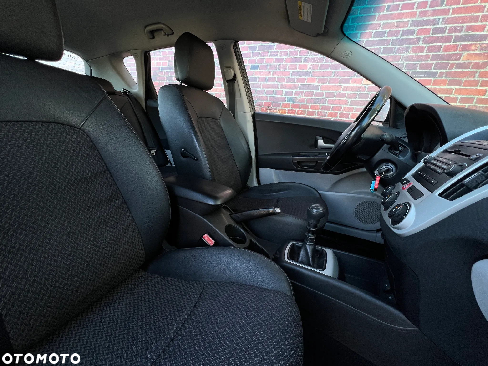 Kia Ceed - 15