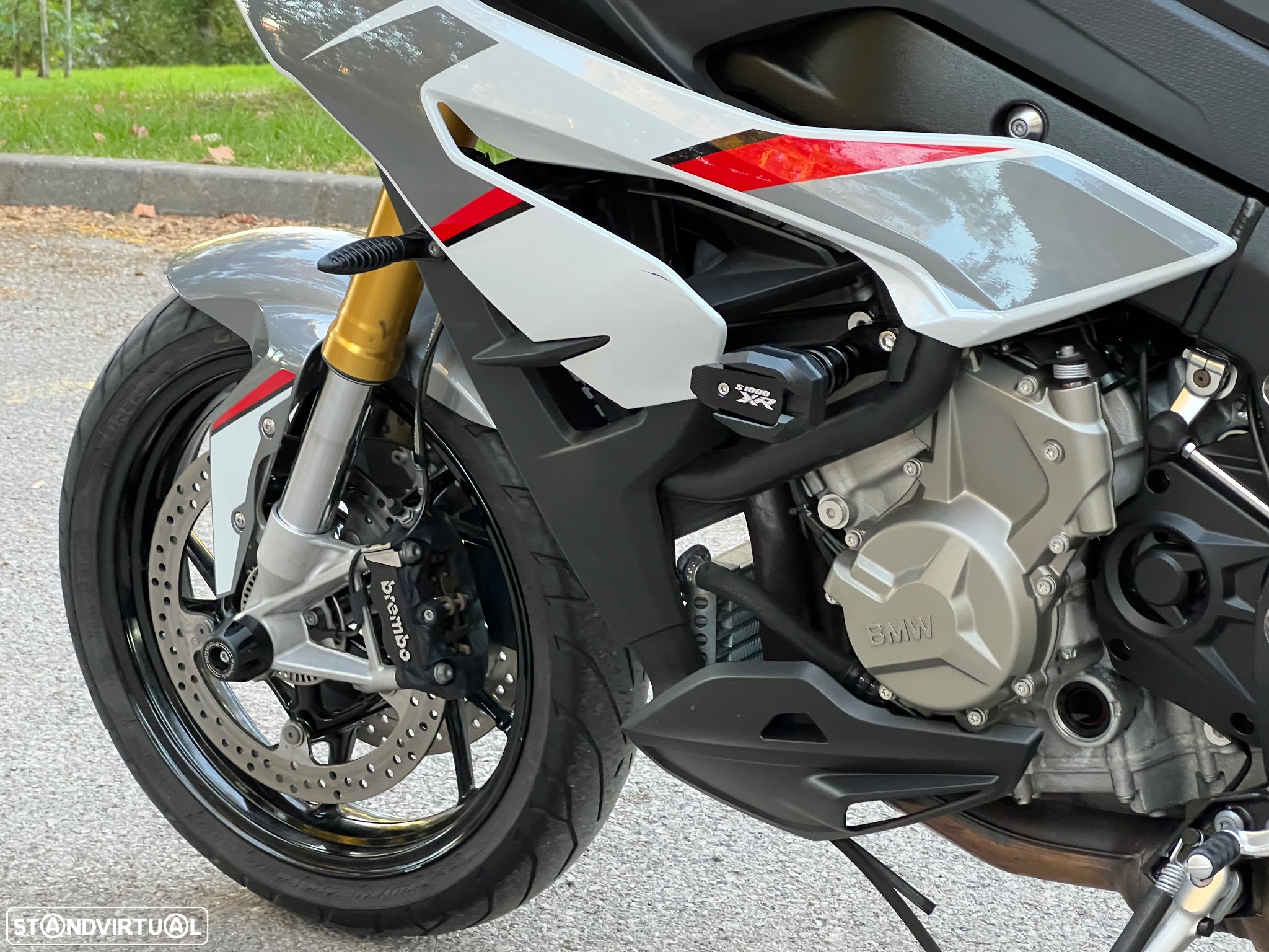 BMW S 1000 XR Tricolor - 11
