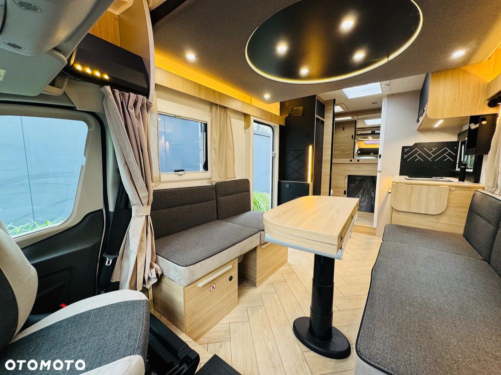 Ford Chausson 640 Titanium Line - 15