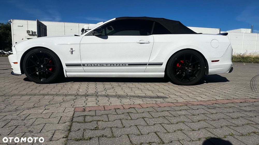 Ford Mustang 3.7 V6 Premium - 5