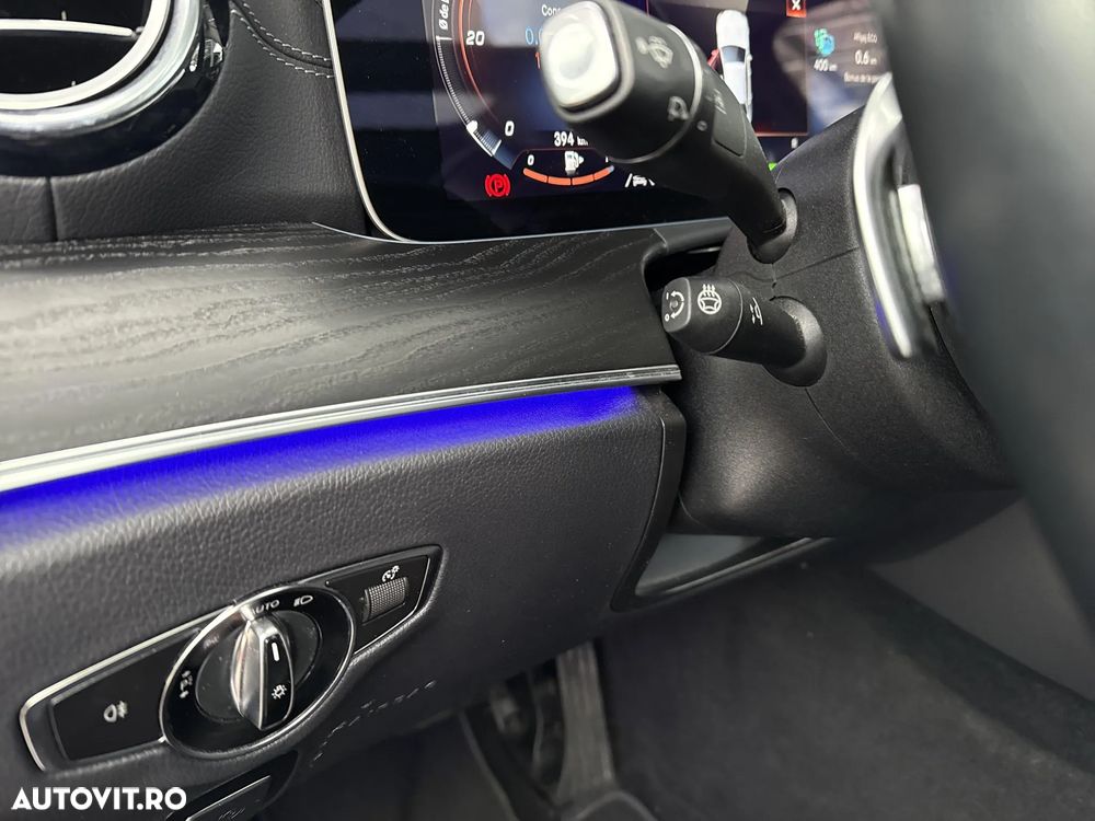 Mercedes-Benz E E 300e 4Matic 9G-Tronic Exclusive - 28