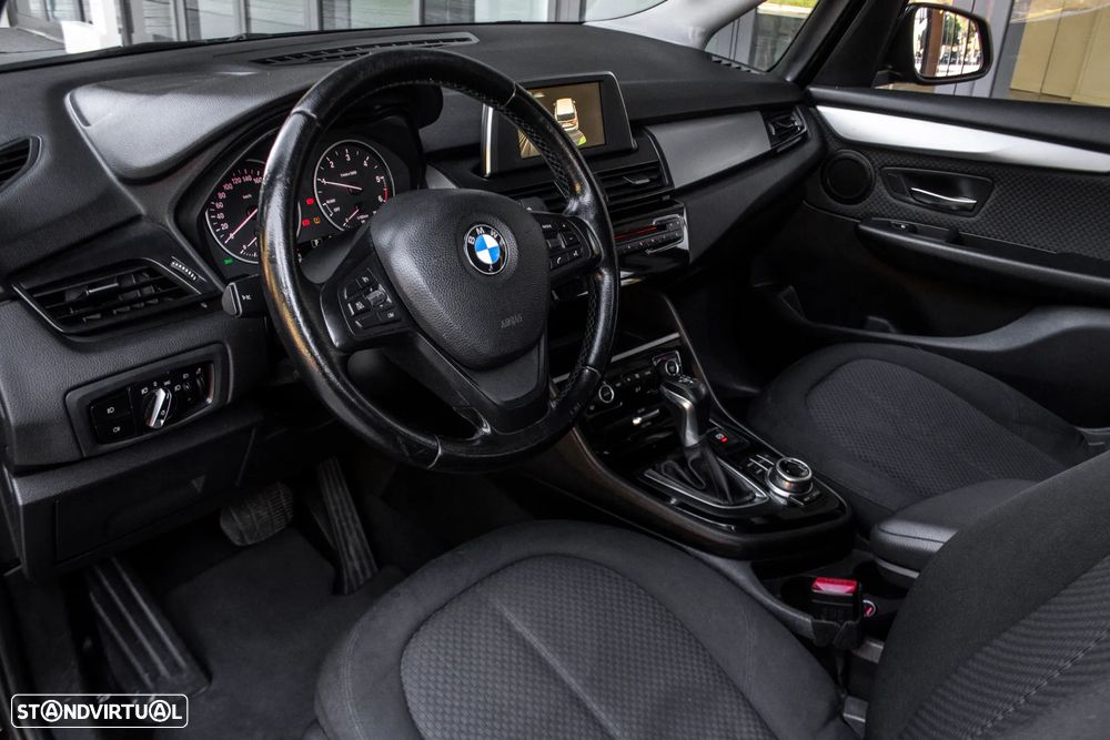 BMW 216 Gran Tourer d Aut. - 21
