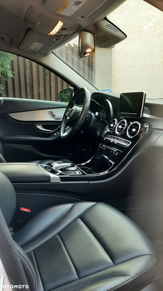 Mercedes-Benz Klasa C 300 7G-TRONIC - 15