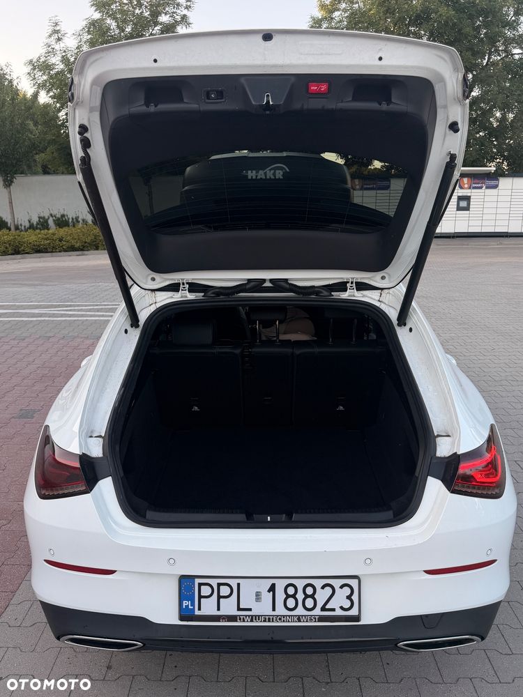 Mercedes-Benz CLA 200 d 4-Matic 8G-DCT - 9